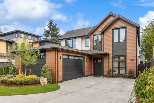 13121 Ne 104th St, Kirkland, WA, 98033-4701 | Card Image