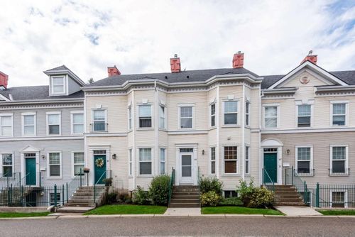 46 Prestwick Gardens Se, Calgary, AB, T2Z3V3 | Card Image