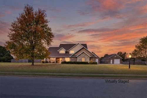 209 Ohara Ln, Springdale, AR, 72762-9011 | Card Image