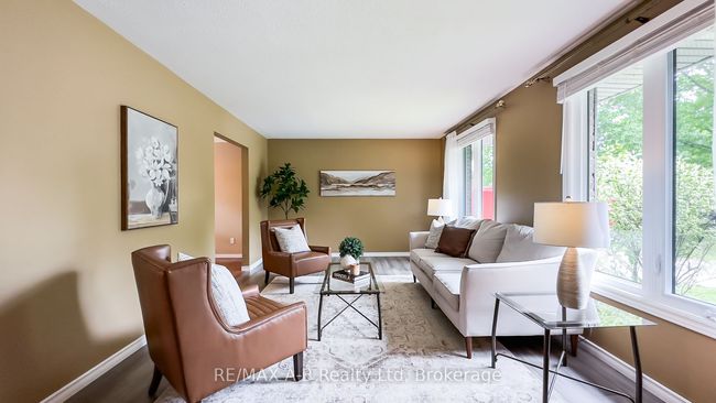 18 Conway Crt, House other with 4 bedrooms, 3 bathrooms and 10 parking in Thamesford ON | Image 4