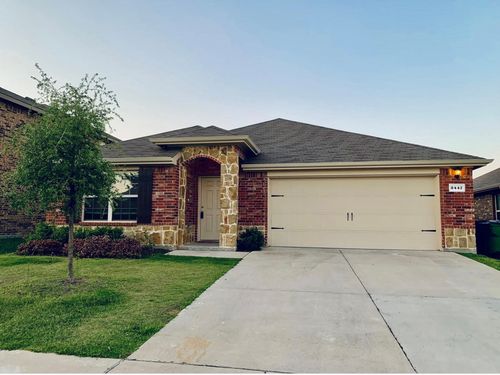 2447 French St, Fate, TX, 75189-4577 | Card Image