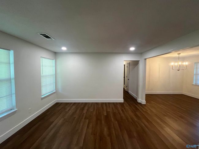 501 Carol St Nw, House other with 3 bedrooms, 2 bathrooms and null parking in Hartselle AL | Image 7