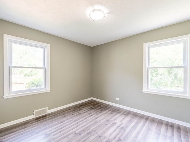 566 Glendale Ave, House other with 3 bedrooms, 1 bathrooms and 2 parking in Glen Ellyn IL | Image 8