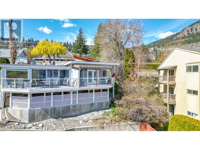11 - 3701 Beach Ave, Home with 2 bedrooms, 2 bathrooms and 1 parking in Peachland BC | Image 52