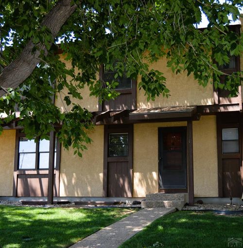 q-43 Glenroyal Dr, Pueblo, CO, 81005 | Card Image