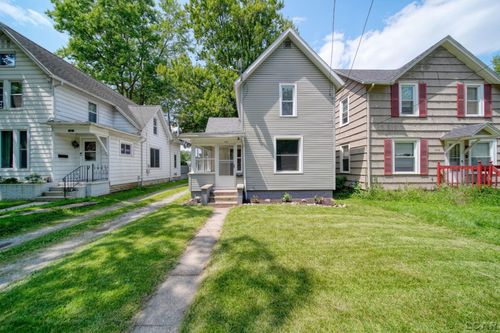 446 Allis St, Adrian, MI, 49221-3202 | Card Image