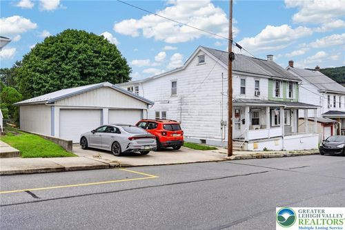 124 1st St, Coaldale, PA, 18218-1303 | Card Image