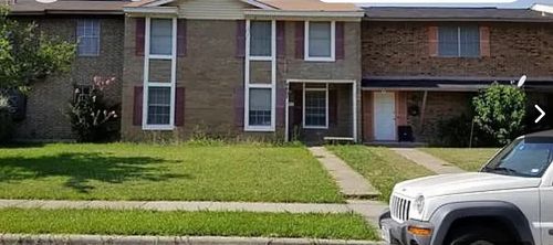 2207 Montclair Dr, Carrollton, TX, 75007-5511 | Card Image