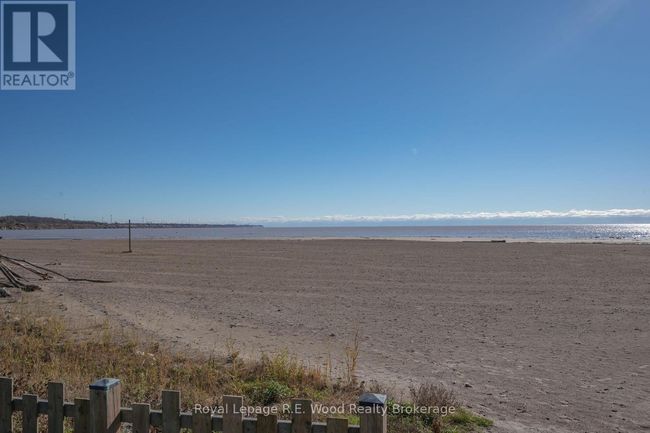 29 Wellington St, Home with 0 bedrooms, 0 bathrooms and 6 parking in Port Burwell ON | Image 43