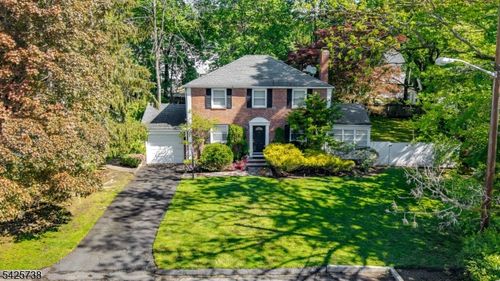 12 Louise Ln, Tenafly, NJ, 07670-2626 | Card Image