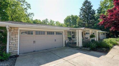 2270 Weiler Dr, Zanesville, OH, 43701-2642 | Card Image
