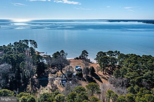 138 Cockrell Point Ln, Reedville, VA, 22539-4346 | Card Image