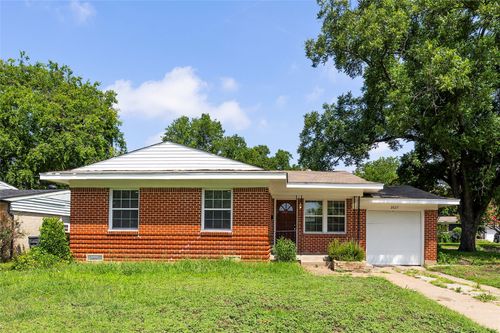 2627 Tealford Dr, Dallas, TX, 75228-2660 | Card Image