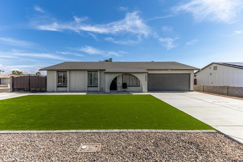 9235 N 74th Dr, Peoria, AZ, 85345-7208 | Card Image