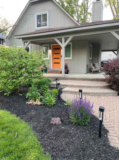 2280 Pontiac Dr, Sylvan Lake, MI, 48320-1768 | Card Image