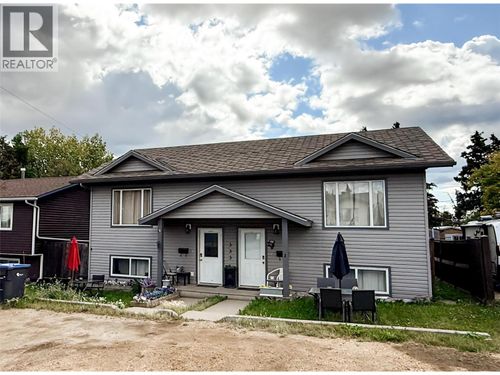 333 99 Ave, Dawson Creek, BC, V1G1T1 | Card Image