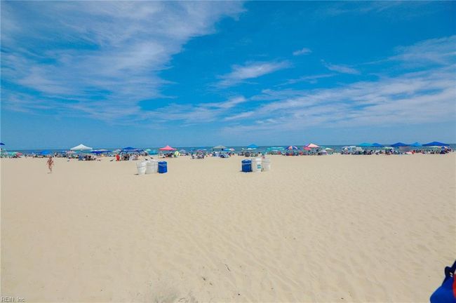 APT-432B - 3738 Sandpiper Rd, House attached with 4 bedrooms, 3 bathrooms and null parking in Virginia Beach VA | Image 48