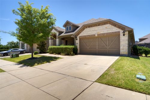 7404 Windy Meadow Dr, Aubrey, TX, 76227-5618 | Card Image