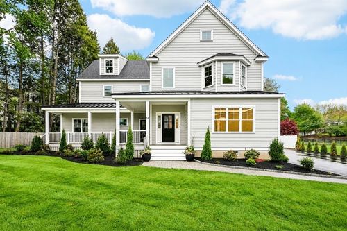 13 Parker Rd, Wakefield, MA, 01880-1417 | Card Image
