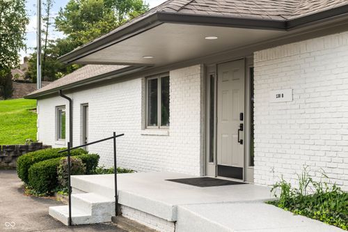 suite-b-130 Fairway Lakes Dr, Franklin, IN, 46131-8300 | Card Image