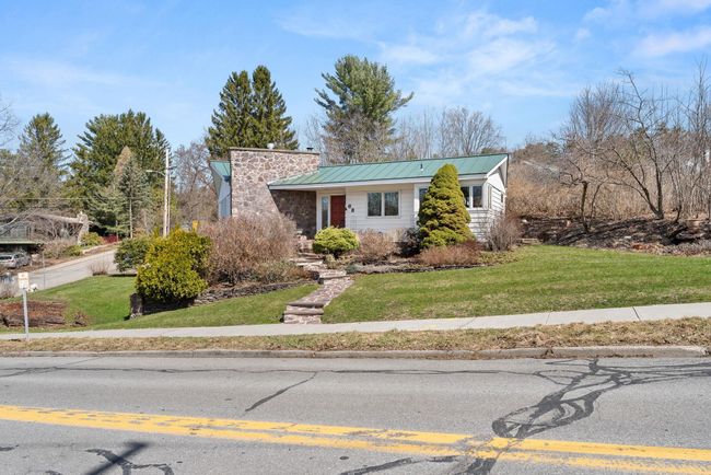 68 Ledge Rd, House other with 2 bedrooms, 2 bathrooms and null parking in Burlington VT | Image 52
