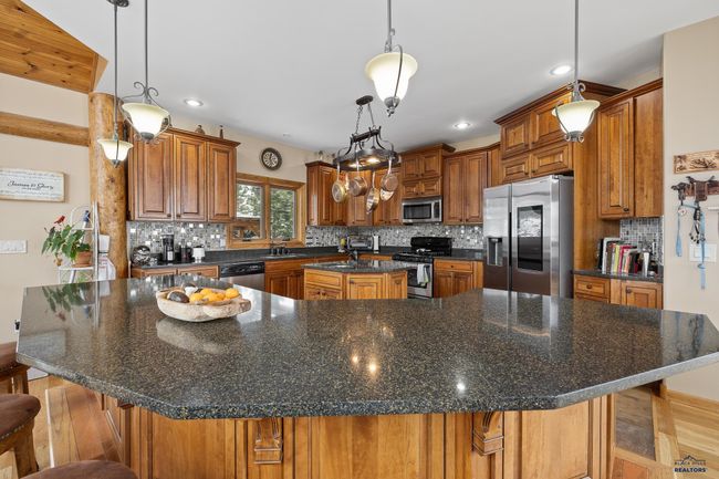 21156 Maine Rd, House other with 3 bedrooms, 4 bathrooms and null parking in Sturgis SD | Image 18