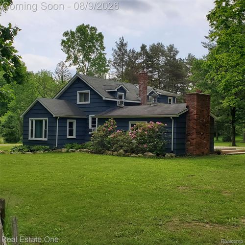 249 Buell Rd, Oakland, MI, 48363-2305 | Card Image