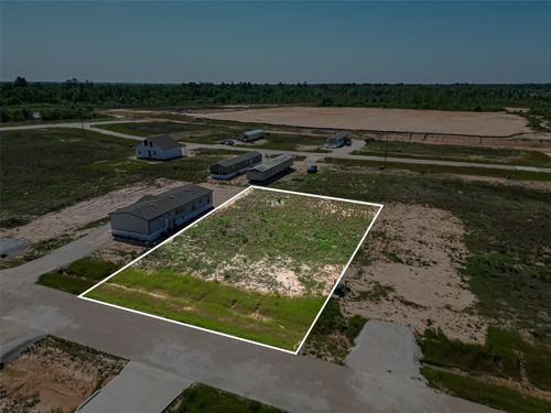 784 Road 5856, Cleveland, TX, 77327-6934 | Card Image