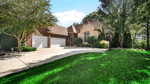 81 Scotscraig Dr, Valparaiso, IN, 46385 | Card Image
