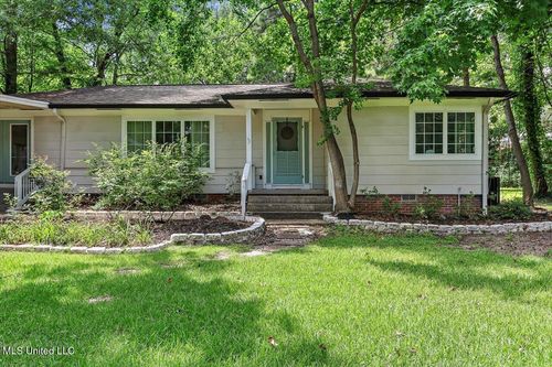 105 Mcree Dr, Clinton, MS, 39056-4429 | Card Image