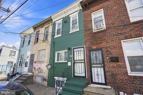 318 Cherry St, CAMDEN, NJ, 08103-1918 | Card Image