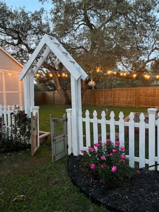 View of yard | Image 14