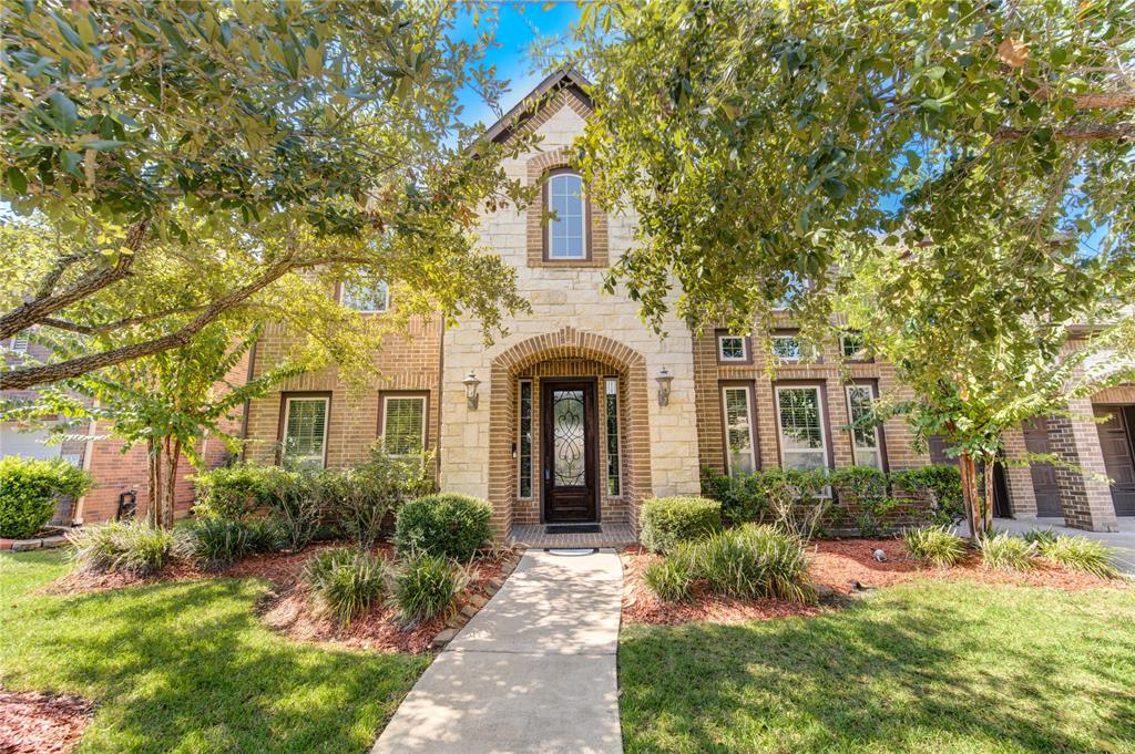 Scenic Valley Ln, Sugar Land, TX 77479