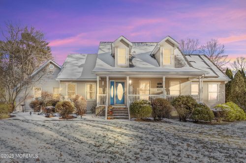 111 Rieck Ave, Millville, NJ, 08332-4657 | Card Image