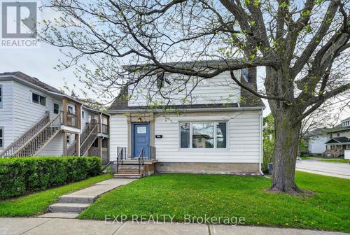 1301 Second St E, Cornwall, ON, K6H2B6 | Card Image