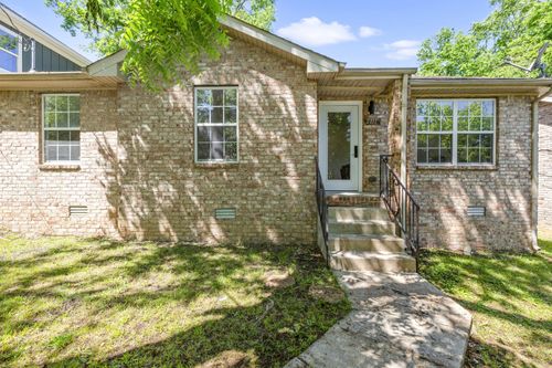 2111 14th Ave N, Nashville, TN, 37208-1112 | Card Image