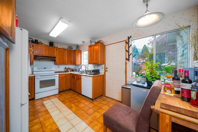 3838 Brockton Crescent, House other with 3 bedrooms, 2 bathrooms and 6 parking in North Vancouver BC | Image 16