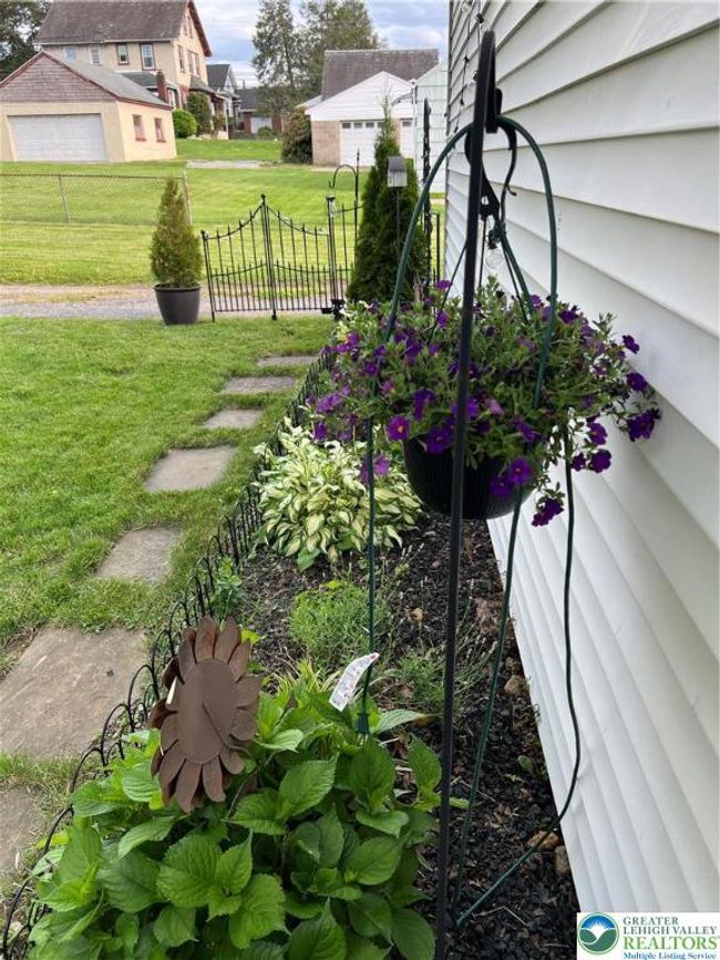 1540 Riegel St, House other with 2 bedrooms, 1 bathrooms and null parking in HELLERTOWN PA | Image 13