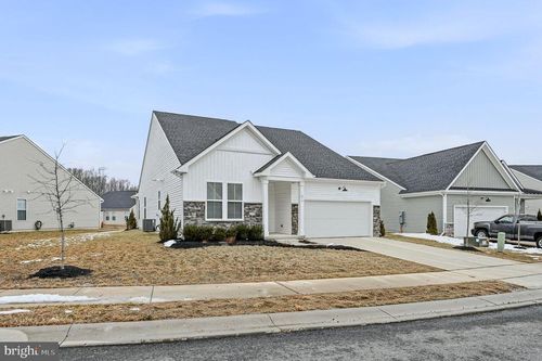 676 Mayfield Falls Dr, Christiana, DE, 19702-5556 | Card Image