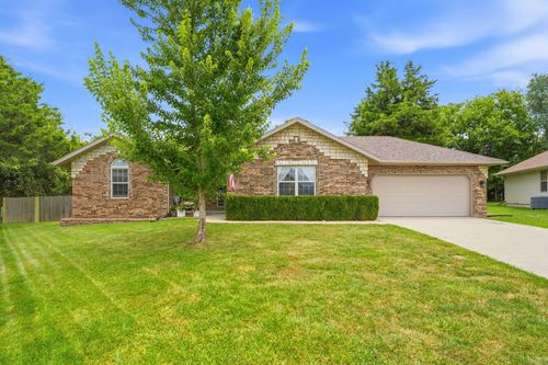 247 Bradley Ct, Highlandville, MO, 65669-8402 | Card Image
