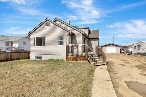 5106 57 St, Lloydminster, AB, T9V0V3 | Card Image