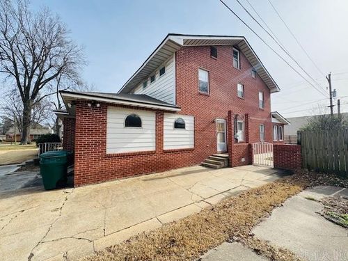 305 W Hardin St, Blytheville, AR, 72315-1723 | Card Image