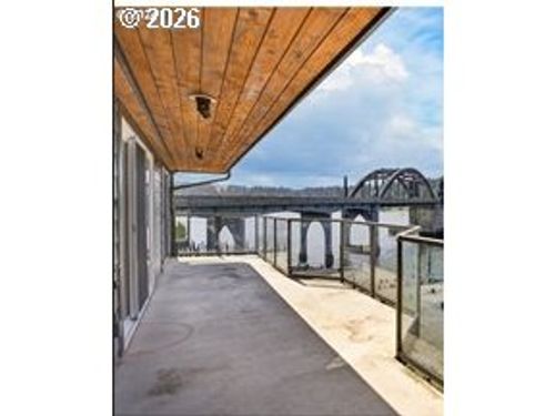 302-1220 Bay St, Florence, OR, 97439-8672 | Card Image