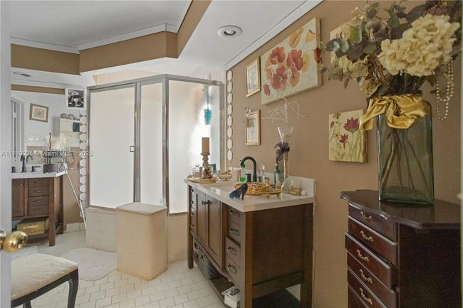 3261 Salinas Way, House other with 4 bedrooms, 2 bathrooms and null parking in Miramar FL | Image 10