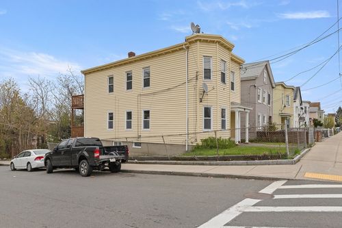 205 Webster Ave, Chelsea, MA, 02150-3701 | Card Image