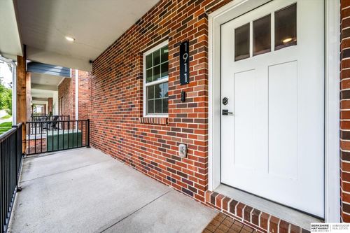 1911 S 7th St, Omaha, NE, 68108-1105 | Card Image