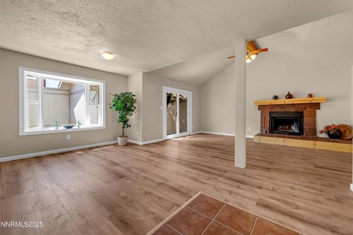 1265 Searchlite Ct, Reno, NV, 89503-1945 | Card Image
