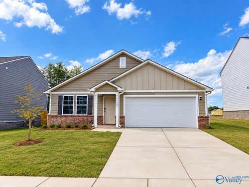 17885 Daniel Island Dr, Athens, AL, 35611-5026 | Card Image