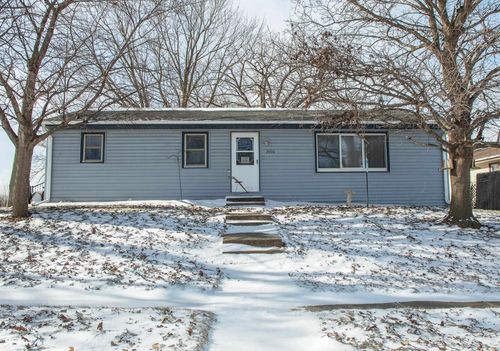 2006 15th St, Eldora, IA, 50627-1928 | Card Image