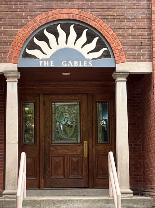 apt-101-100 Denniston St, Pittsburgh, PA, 15206-4040 | Card Image